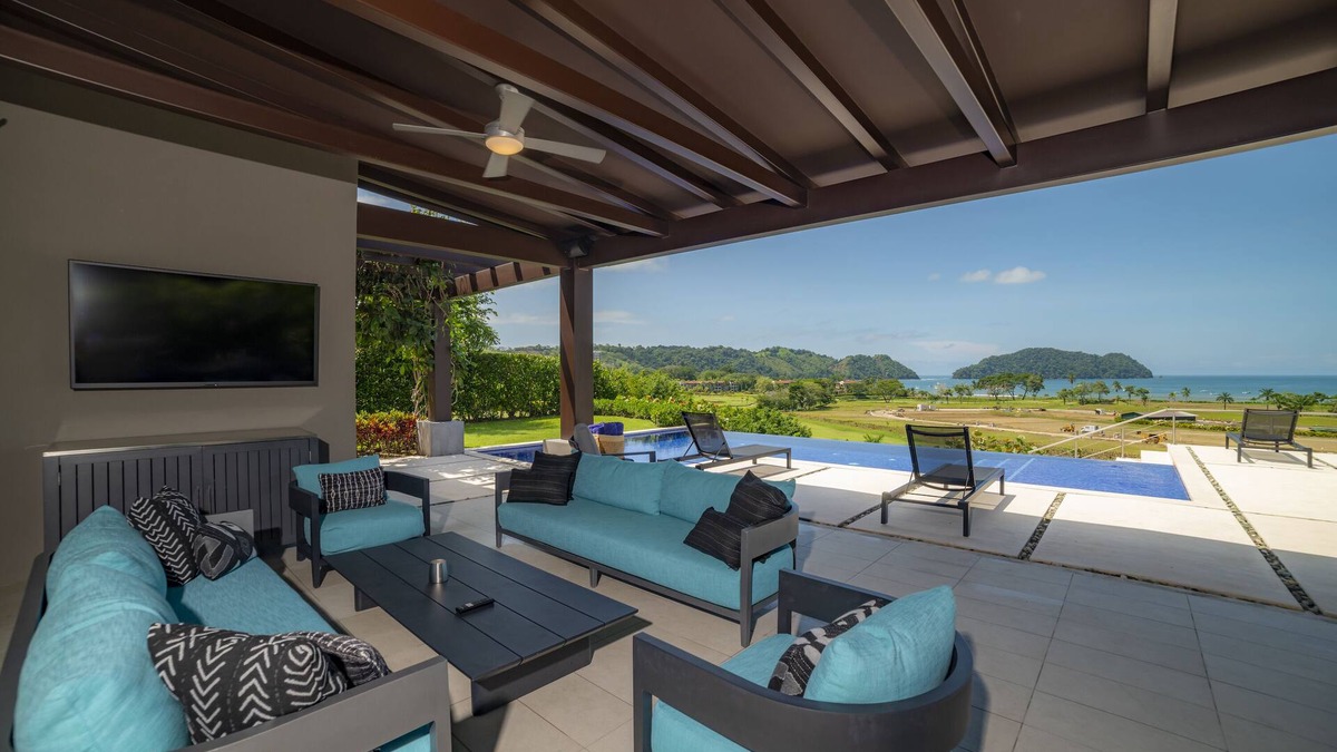 Herradura Villa | Casa Blue Sail 6 bdrs ocean view in Los Suenos