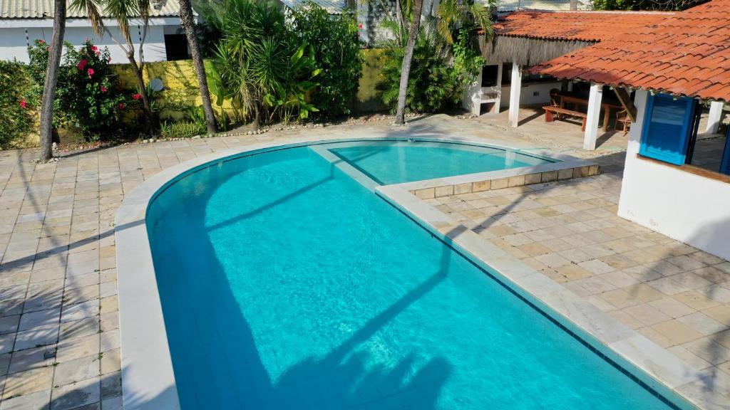 Barra Mar House | Casa Bonita da Barra - 04 quartos, 170m da praia barramar