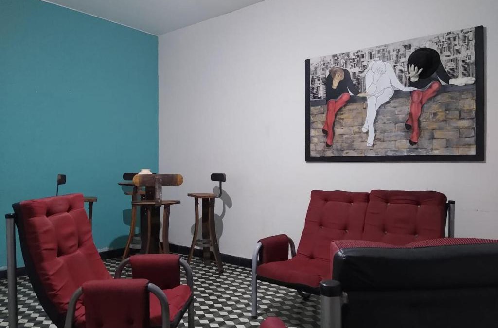 Cuadro Nacional House | Casa céntrica El Rosal (cabaña)
