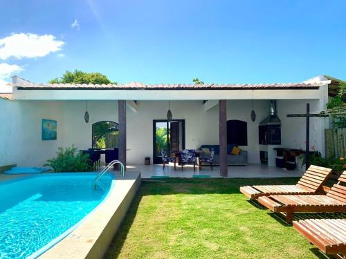 Curuipe House | Casa c piscina em condominio na Praia do Espelho