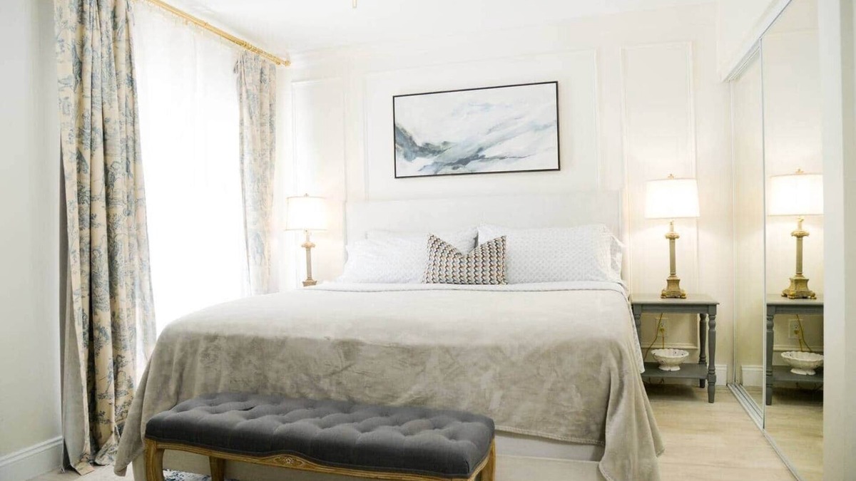 South Lake House | Casa Calacatta: Contemporary Design + Elegance