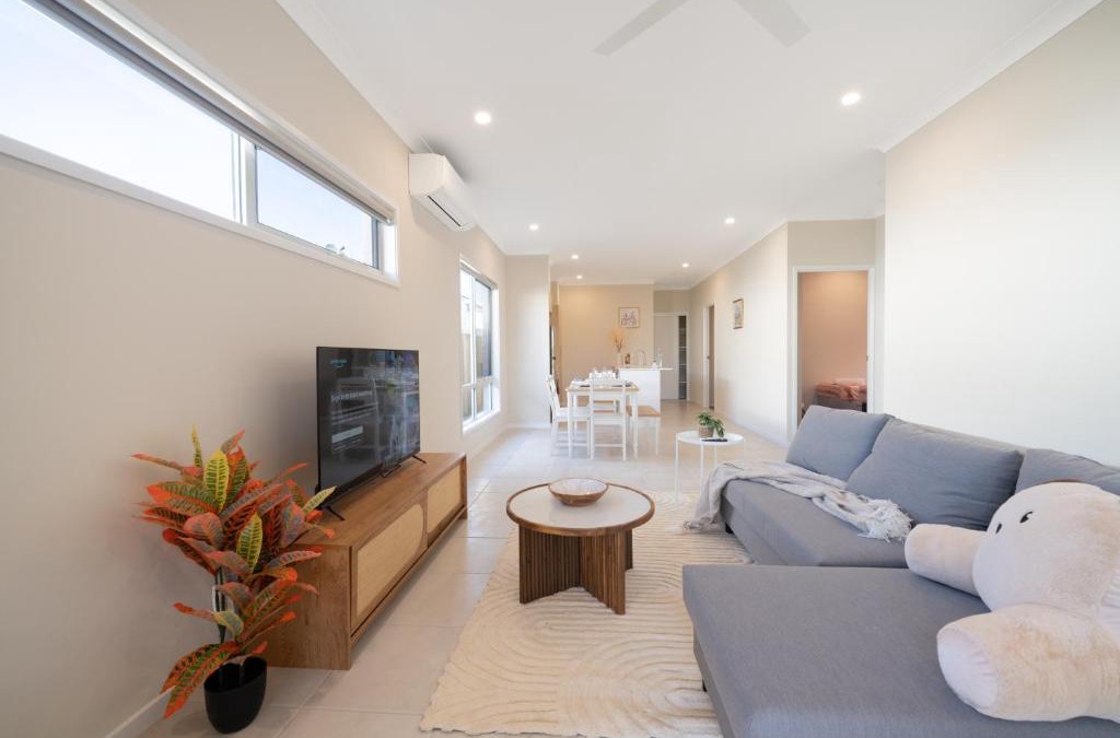 Griffin House | Casa Callistemon - Cute & Cosy Suburban Escape 10 min from North Lake Westfield