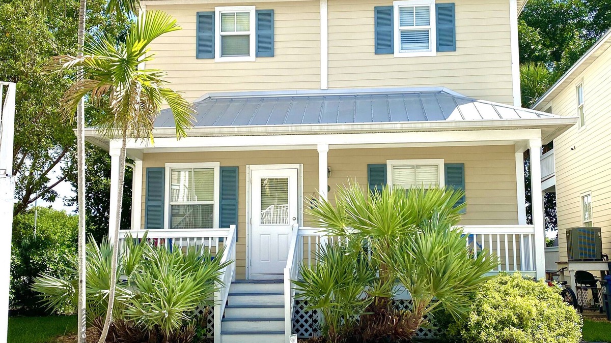 Key West House | Casa Calypso- Beautiful Tropical 3 KING Beds, 3 baths - 2 miles to beach