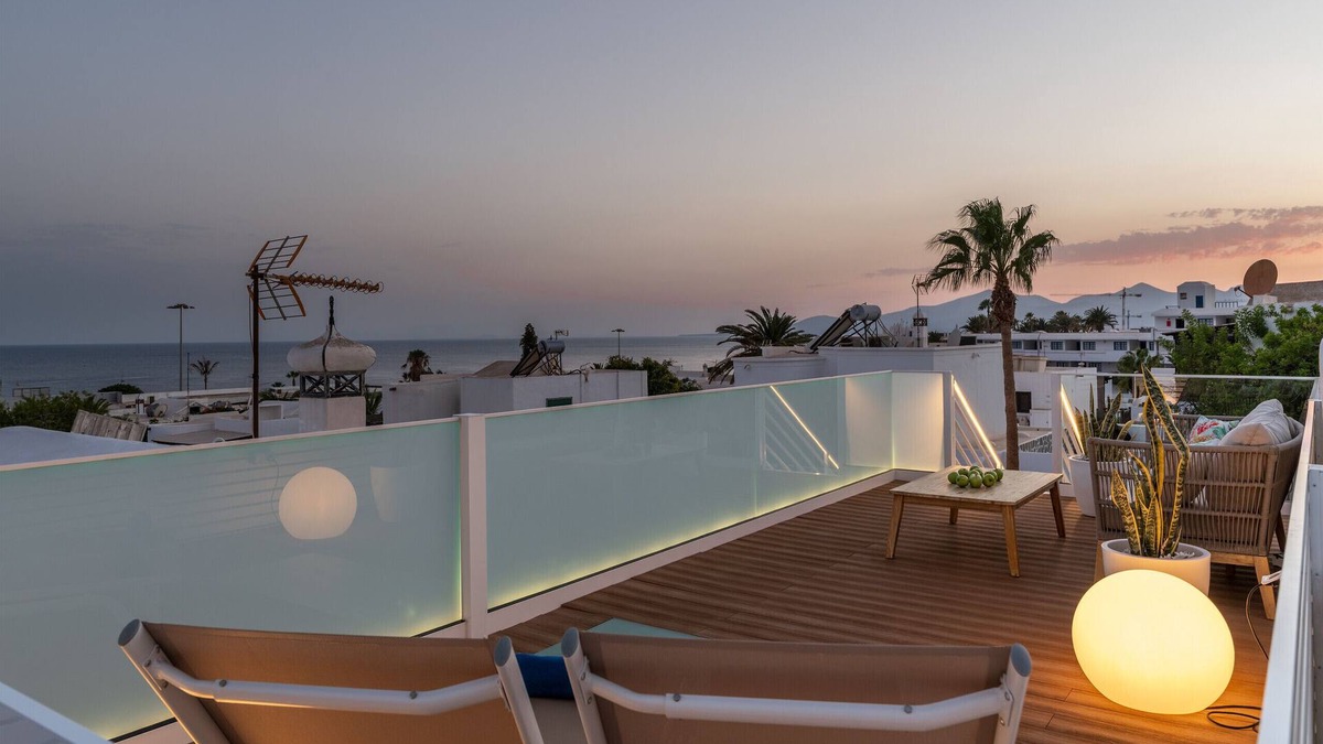 Puerto del Carmen Apartment | Casa Capricho, Sun Rooftop with sea views