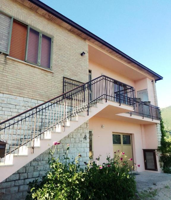 Mocaiana House | Casa Carducci Affittacamere