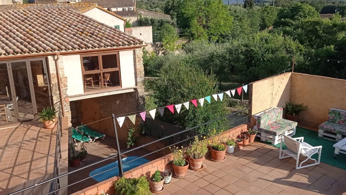 Ullastret Cottage | CASA CARINA