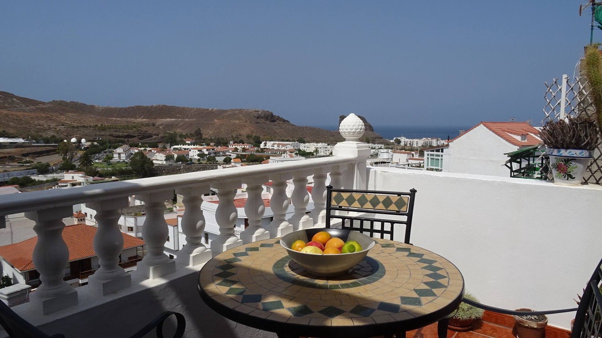 Agaete Apartment | Casa Carmen a charming apartment with panoramic views and a sunny terrace