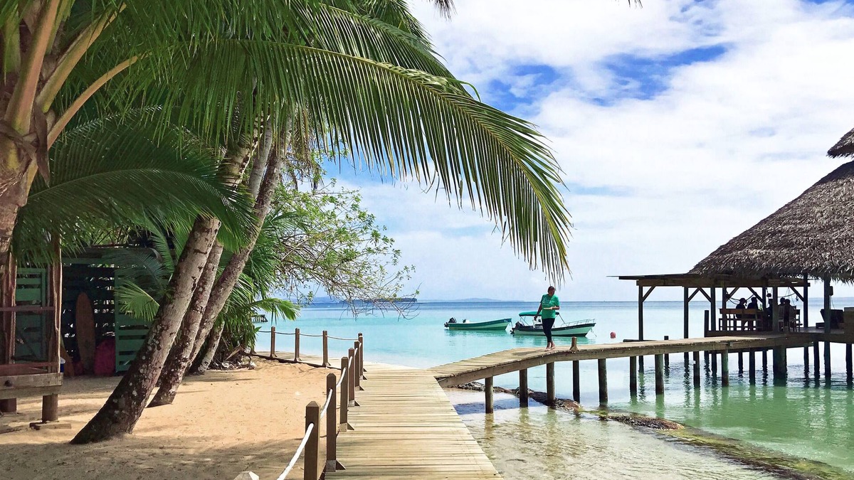 Isla Bastimentos Hotel | Casa Cayuco Eco-Adventure Lodge