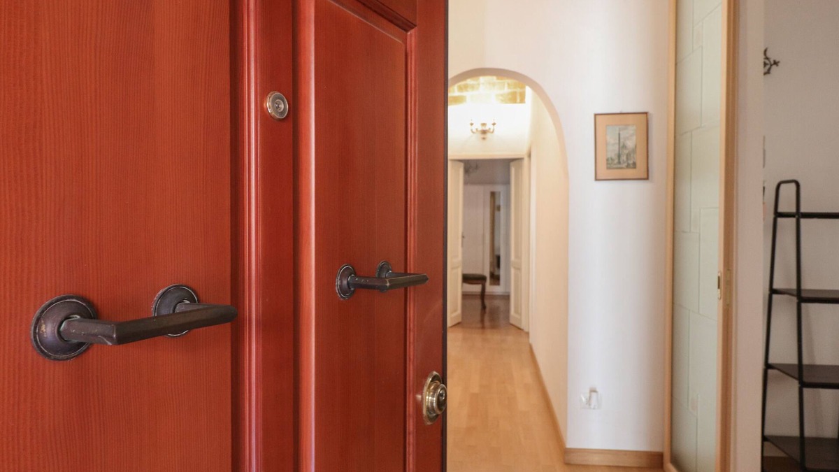 Monti Apartment | Casa Cecilia a Monti - close to the Colosseum