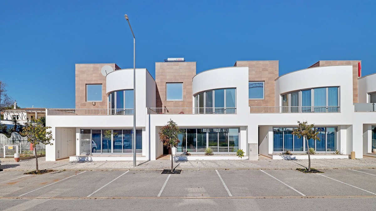 Olhao House | Casa Cegonha - 3 Bedroom Townhouse