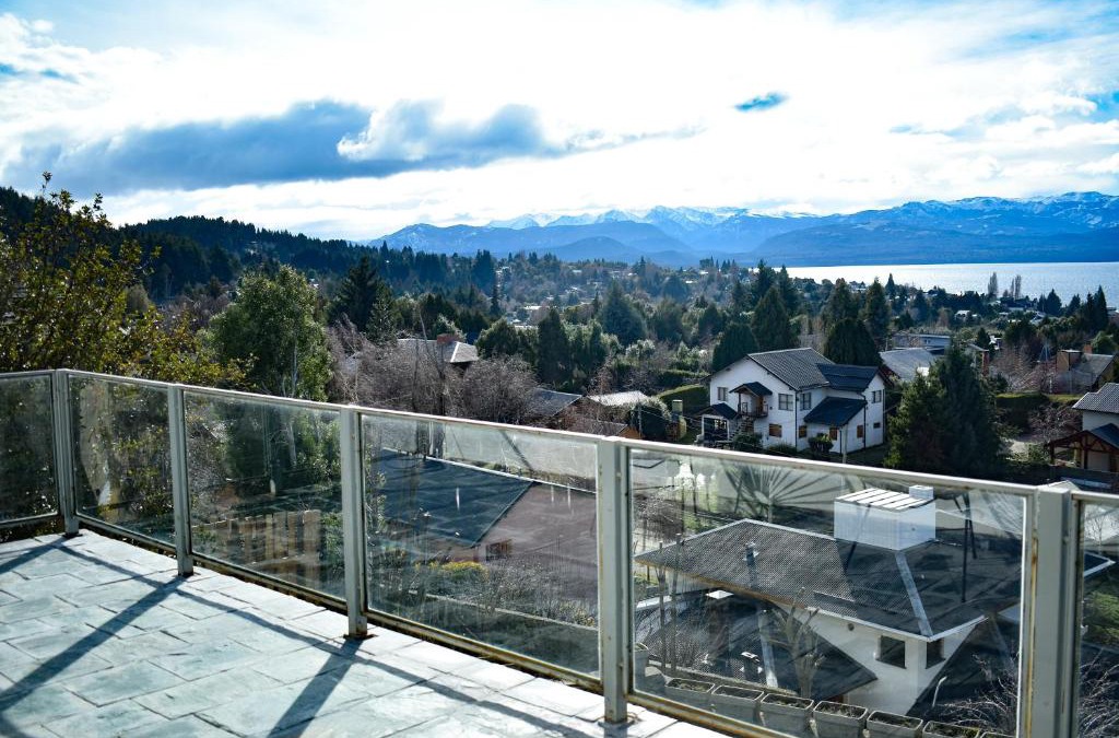 San Carlos de Bariloche House | Casa Cerro Dorado vista al lago