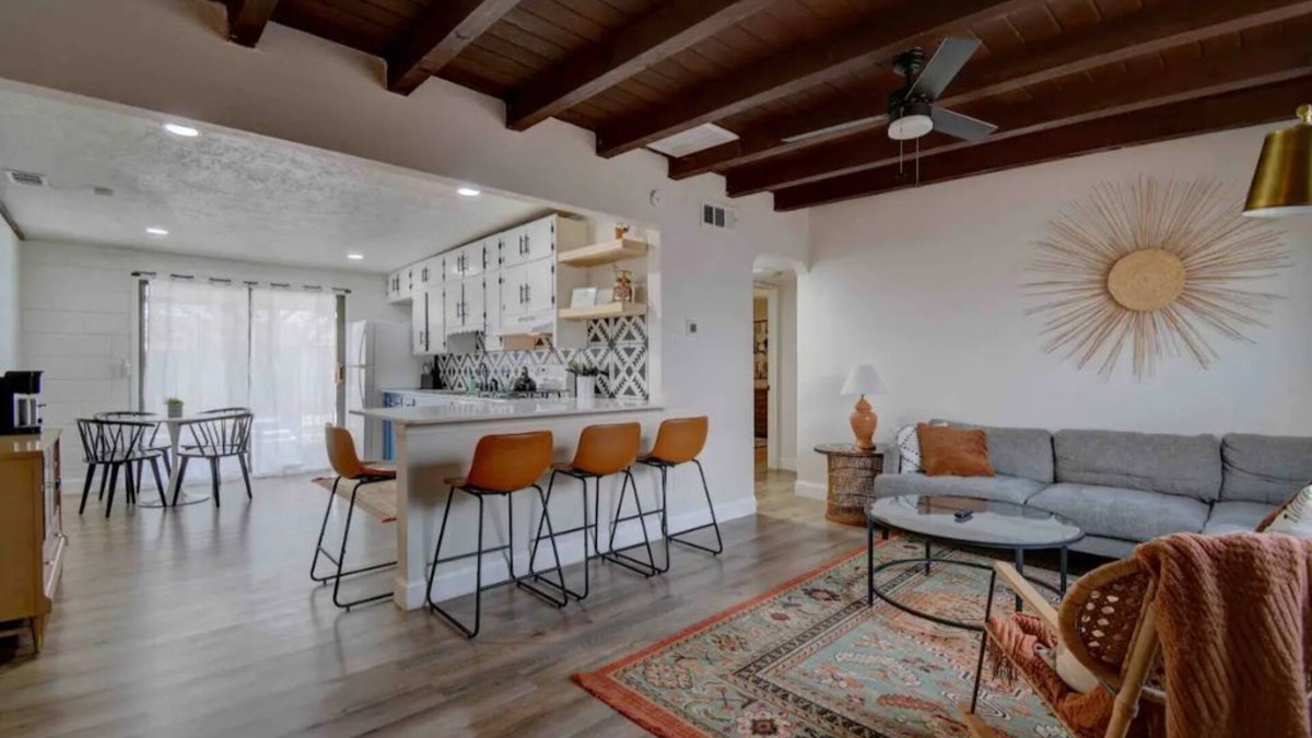 La Mesa House | Casa Charleston-3BR/2Bath+Hot Tub+Pet Friendly+No Pet Fee!