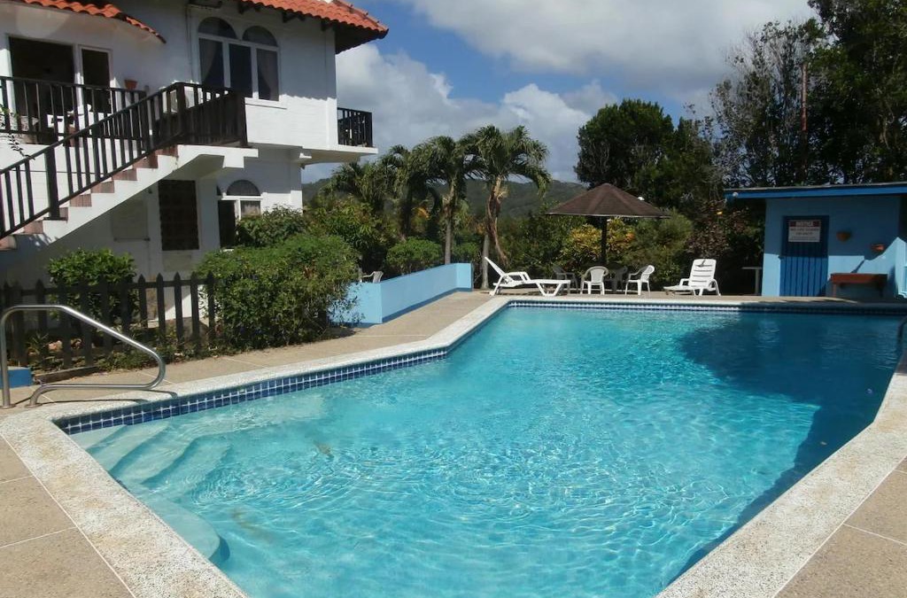 Bacolet Villa | Casa Clara - a bright & spacious holiday retreat