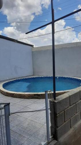 Aracoiaba da Serra House | Casa com Piscina no Bairro do Cercado