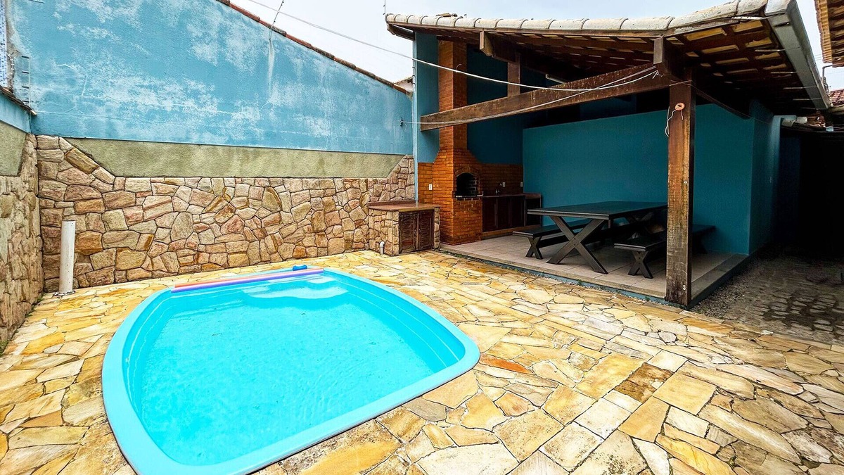 Centro House | Casa com piscina a 800m do mar - Rio das Ostras/RJ