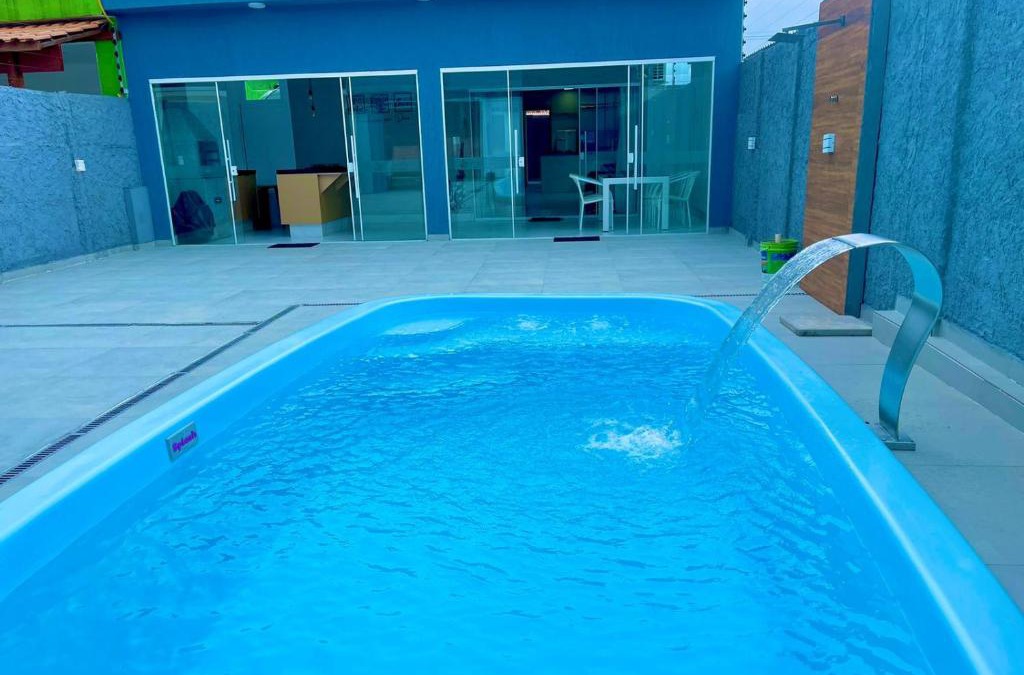 Jardim Mar e Ceu House | Casa com piscina e hidromassagem praia Enseada.