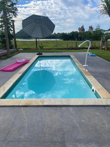 Carlopolis House | Casa com Piscina na Represa de Carlópolis