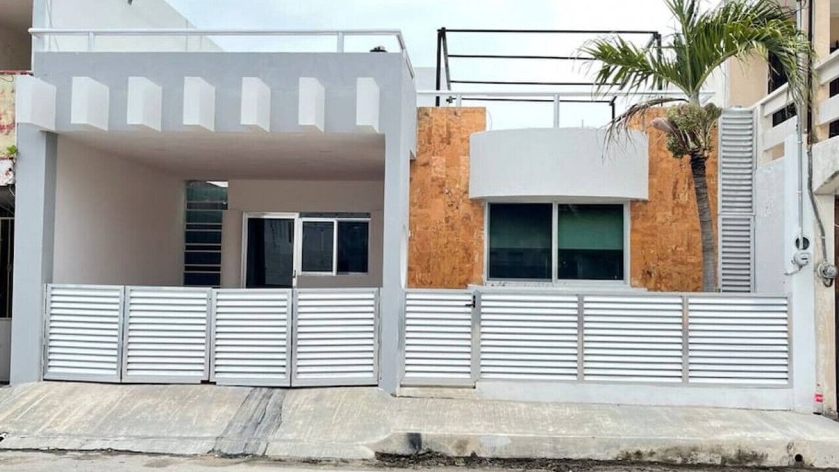 Progreso Municipality House | Casa con alberca en el centro de Puerto Progreso