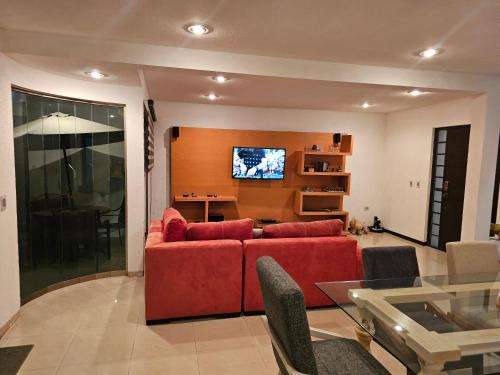 Jiutepec House | Casa con alberca privada en Fraccionamiento