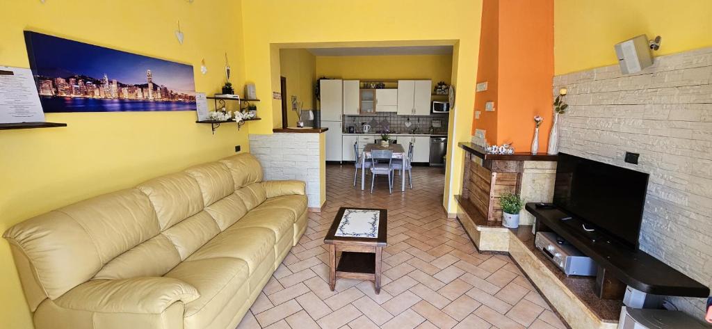 Cantalupo Apartment | Casa con incantevole panorama