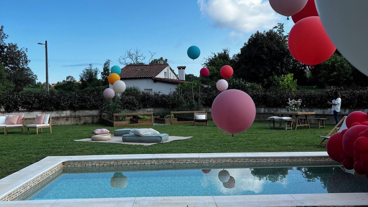 Lamadrid House | Casa con Jardín y Piscina Climatizada Cerca de Comillas a 10 min de la Playa