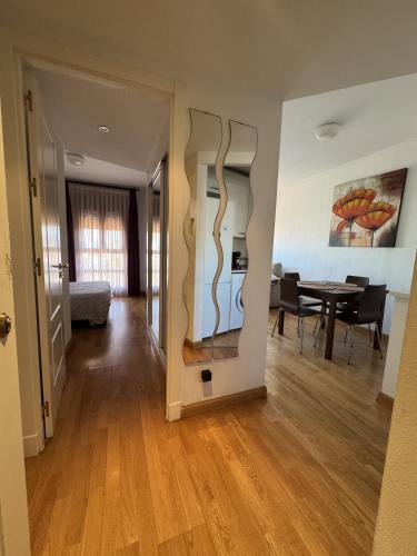 Villa de Vallecas Apartment | Casa con piscina