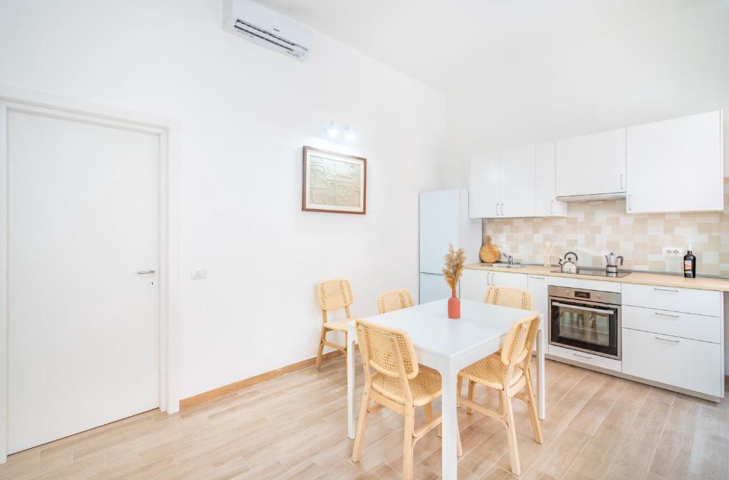Cagliari Apartment | Casa con Terrazza . Villanova Centro Storico