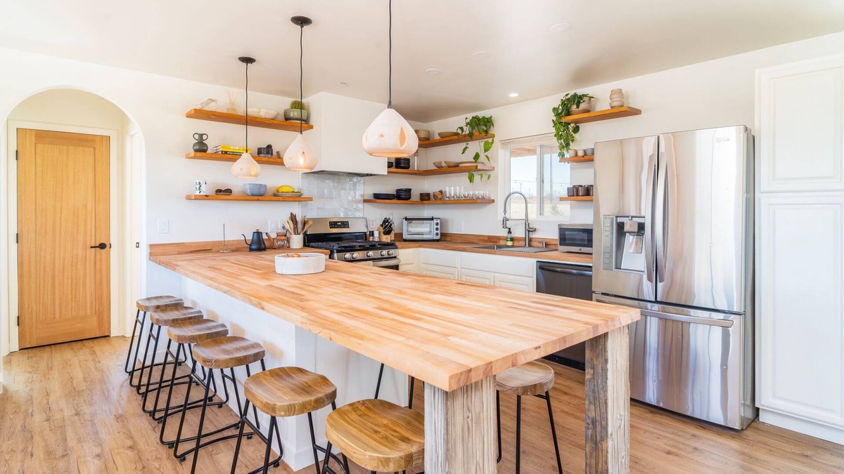 Landers House | CASA COPAL: Desert escape on 2.5 acres w/hot tub near Joshua Tree National Park