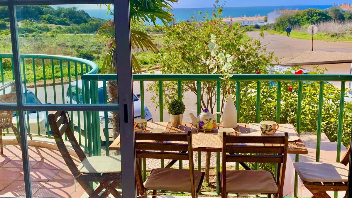 Praia da Luz Apartment | Casa Da luz 5, seafront & central praia Da luz