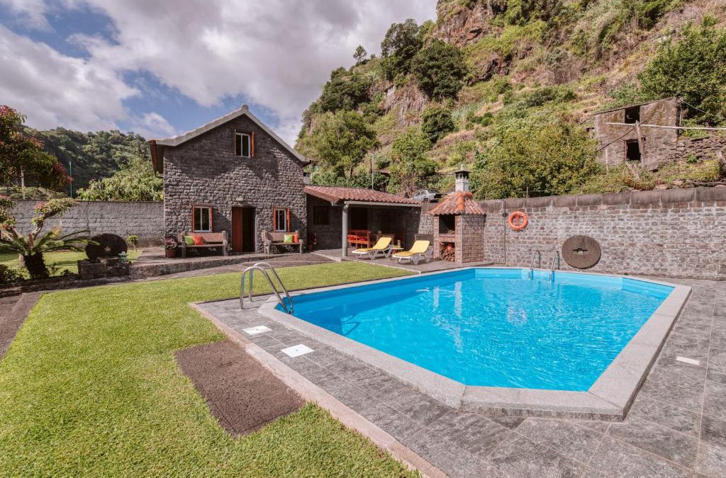 Faial House | Casa da Pedra by Amazing Madeira
