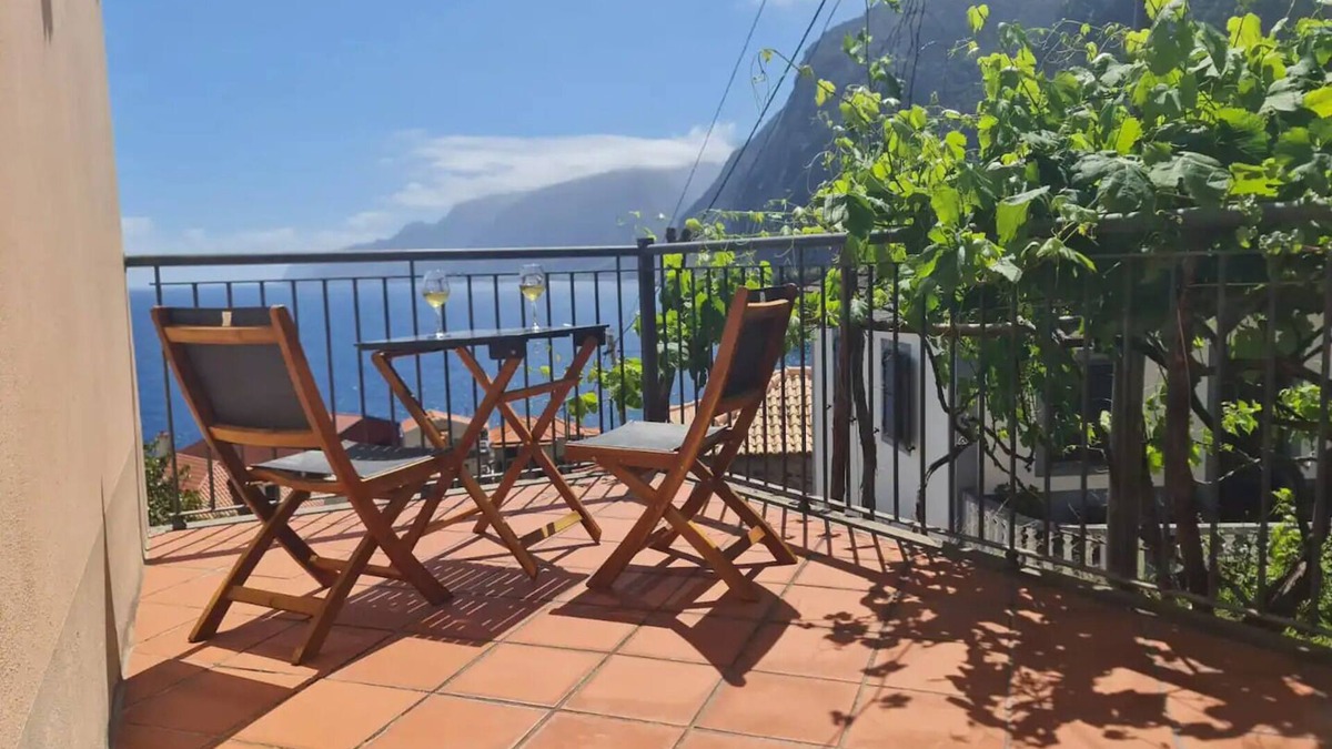 Porto Moniz House | Casa da Portada, Seixal Madeira
