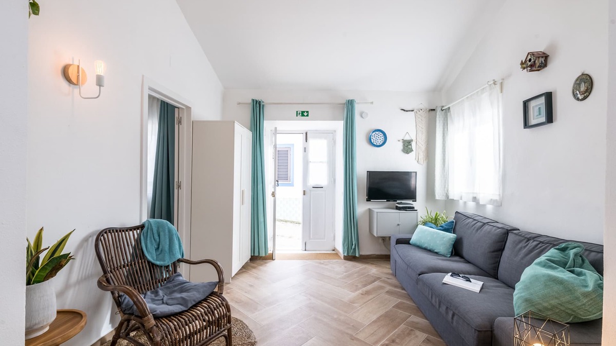 Vila do Bispo Cottage | Casa da Praia Algarve - Cosy Former Fishermen´s Cottage Close To Beaches!