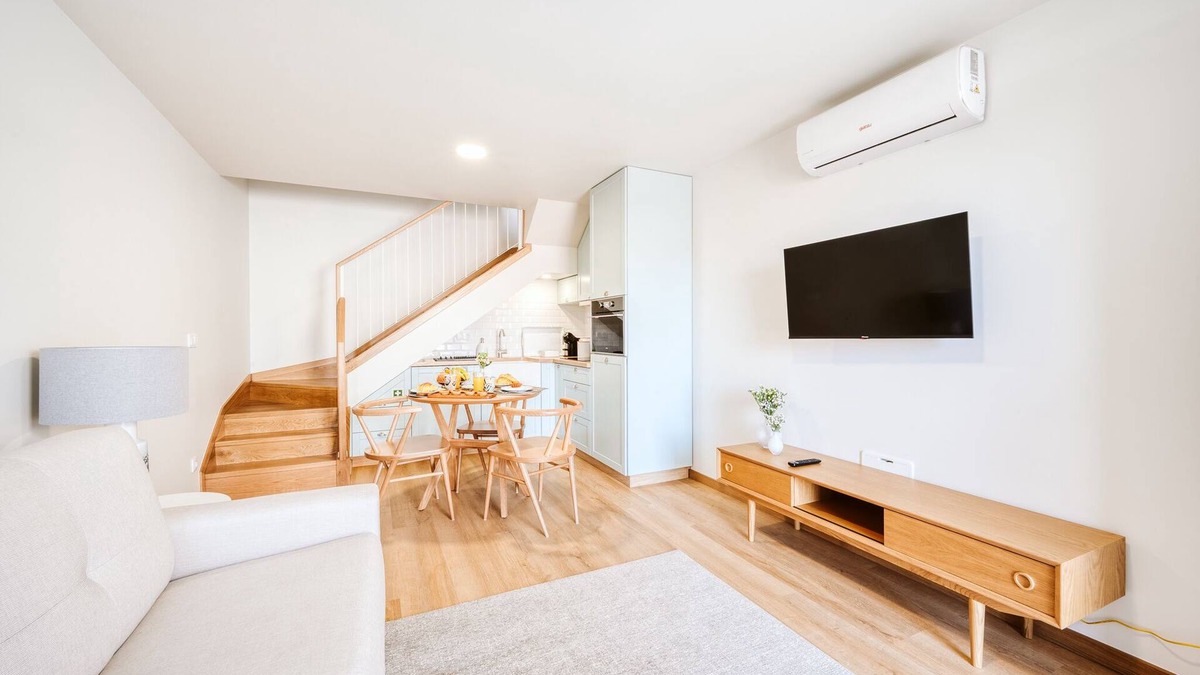 Camara de Lobos Apartment | Casa das Andorinhas - 1 bedroom apartment sleeps 4
