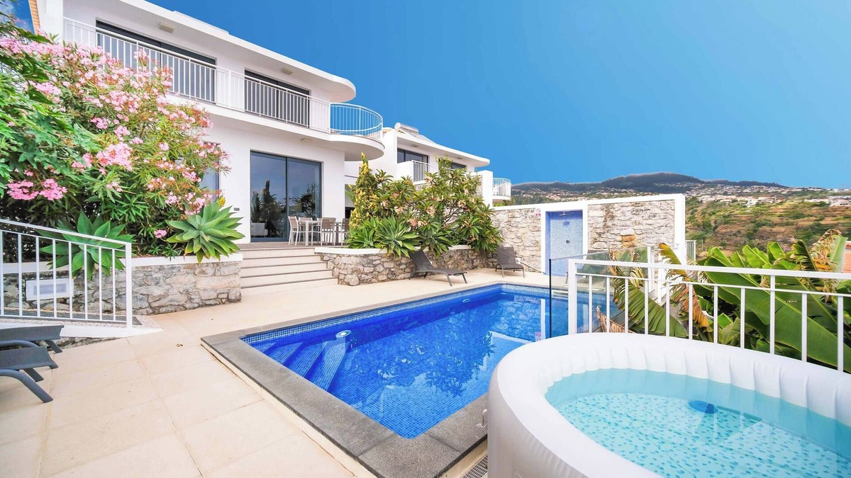 Estrela da Calheta Villa | Casa das Flores - Three Bedroom Villa, Sleeps 6