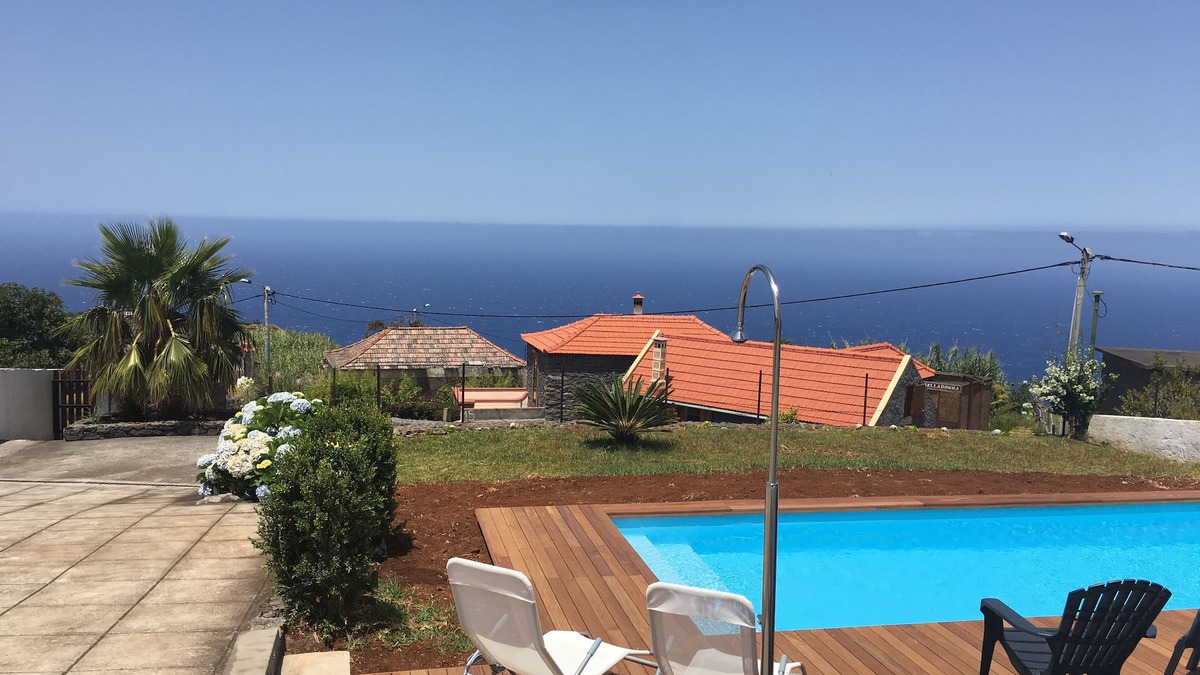 Lombada Velha House | Casa das Marias - Countryside House with Private Heated Pool