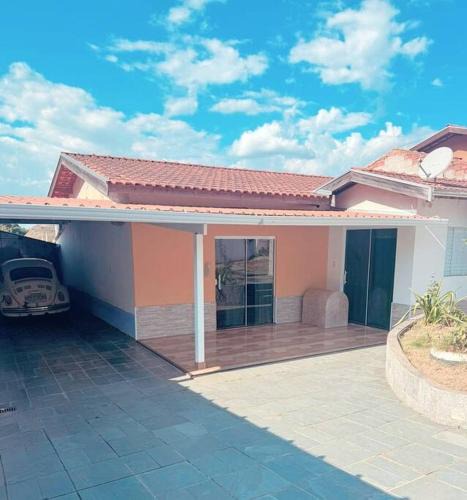 Lindoia House | Casa de 2 quartos no Circuito das Aguas - Churrasqueira, fogão e forno a lenha