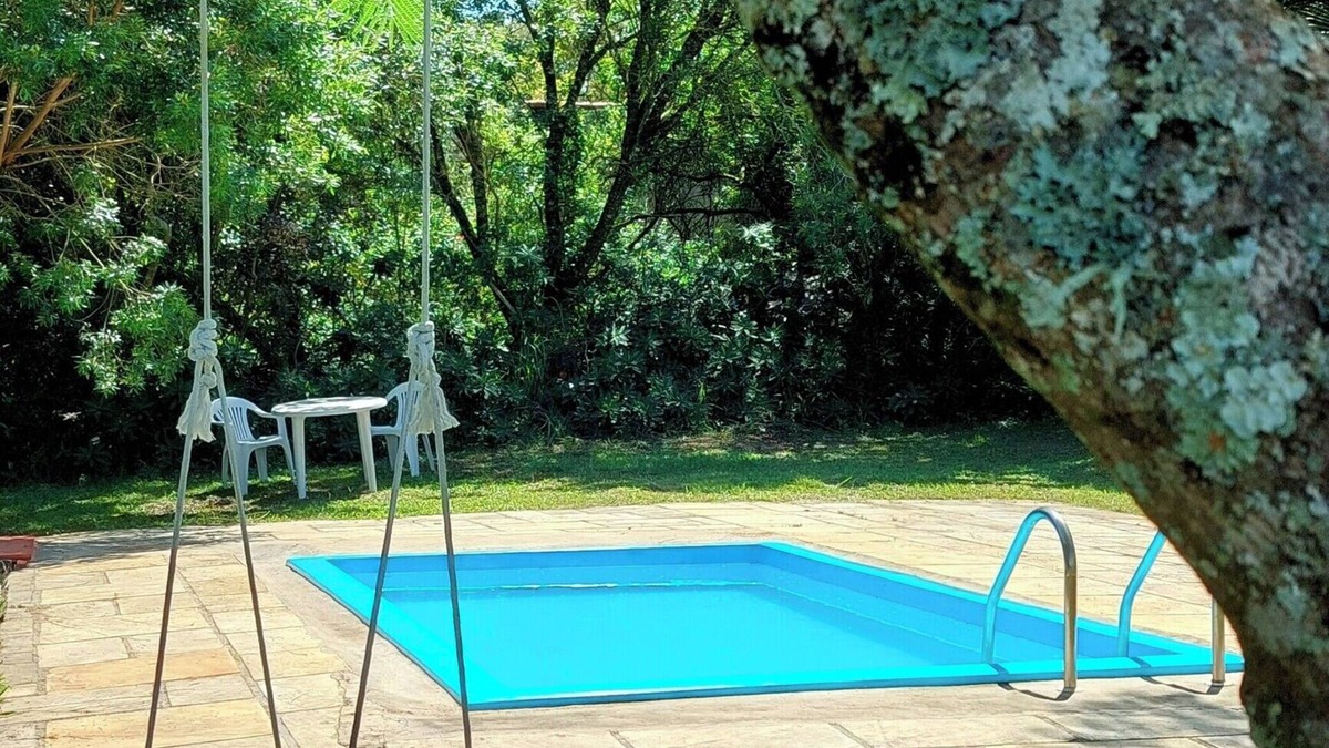 Sarapui Cottage | Casa de Campo. Natureza Exuberante, Wi-fi, Hidromassagem, Piscina. Pet Friendly!
