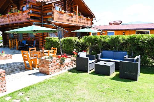 Rasnov House | Casa de Lemn