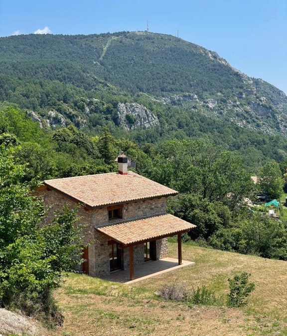 Castellar del Riu Ski Chalet | Casa de les Escoles, Espinalbet - ALBERGA