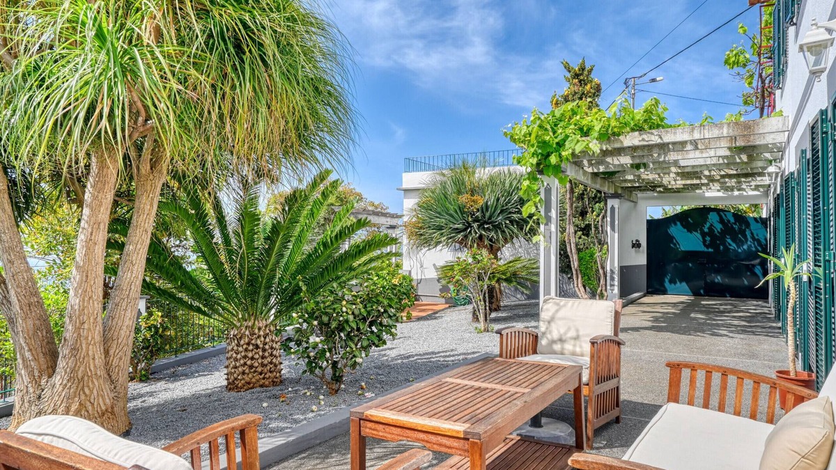 Canhas Cottage | Casa de Ponte, a Home in Madeira