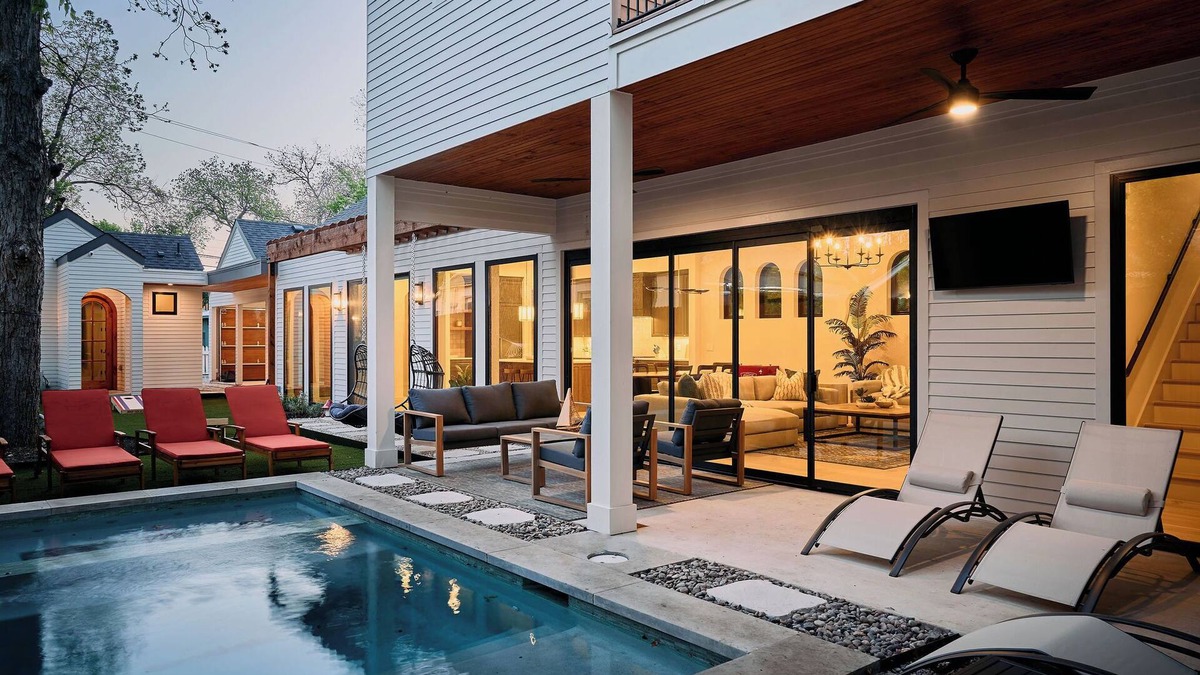 Govalle House | Casa De Prado by Lux Tiny Resorts