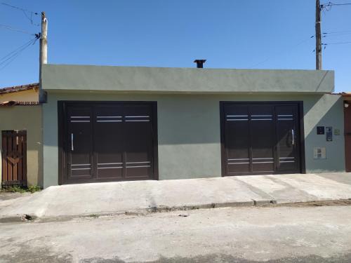 Porto Novo House | Casa de Praia -500 metros da Praia - Com 06 camas -sendo duas de casal - Garagem e entrada individual- Ar condicionado e roupa de cama