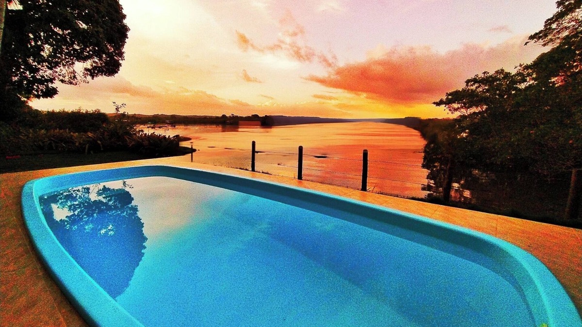 Itacare House | Casa de Temporada Felicidade, 38 Hóspedes, 2 Piscinas, 9 Suítes e 2 Churrasqueiras em Itacaré Bahia