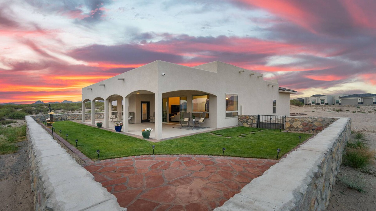 Las Cruces House | Casa de Vistas!! Relaxation and Spectacular Views!