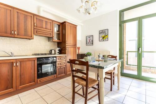 Jesi Apartment | Casa dei quadri monolocale Jesi