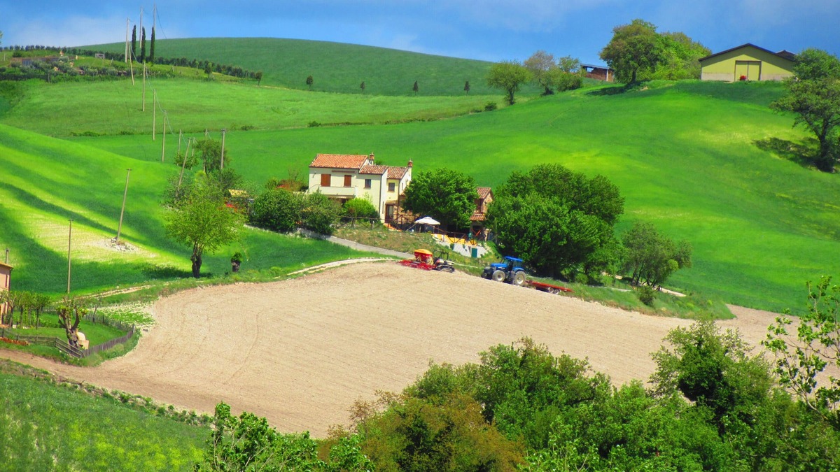 Arcevia House | Casa dei Sogni d'Oro, private pool 12x6m, very quiet location