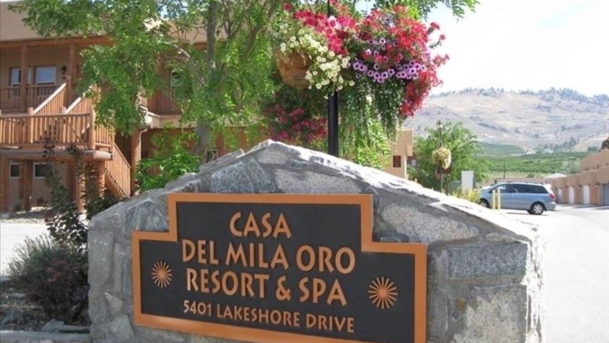 Okanagan-Similkameen Condo | Casa Del Mila Oro Beachfront 2 Bedroom Condo; Book now for spring/summer 2026