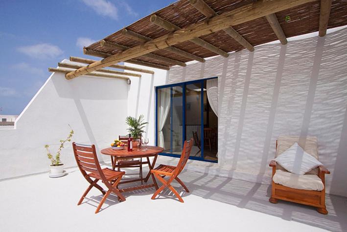 Caleta de Sebo House | Casa del Rio