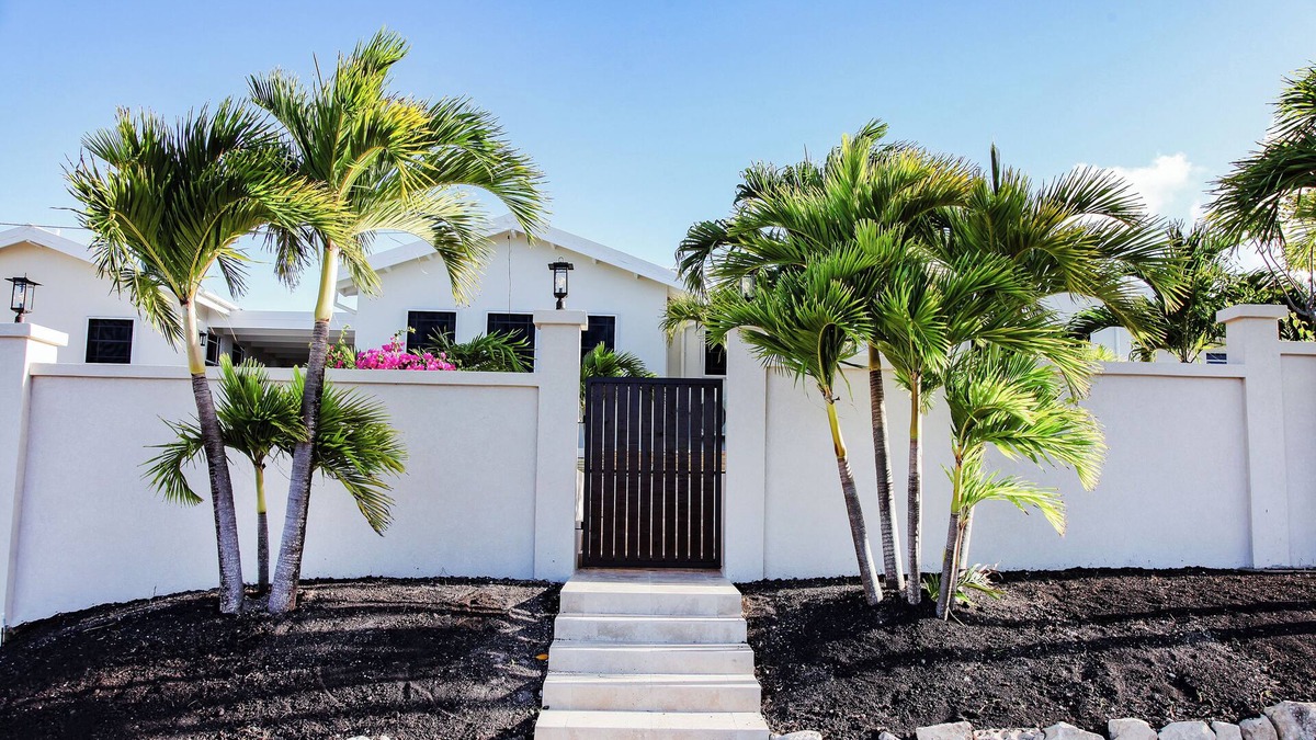 Dickenson Bay Villa | Casa del Sol. Beautifully appointed four bedroom villa with stunning views!