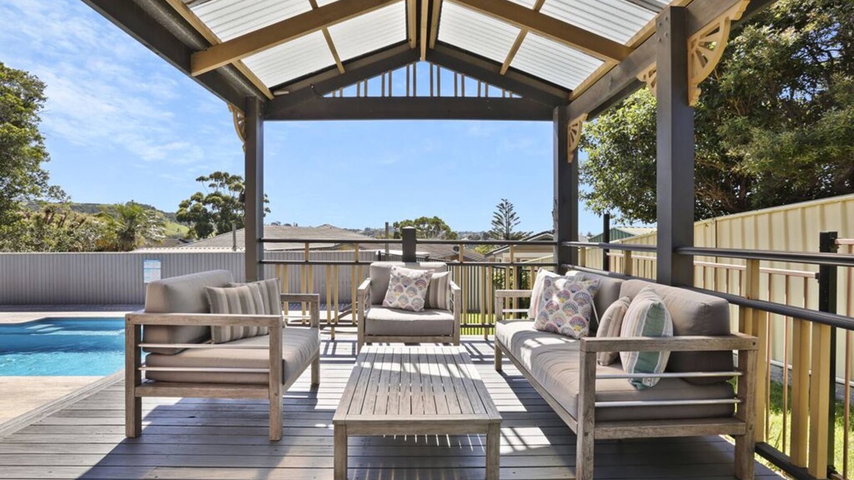 Kiama Heights House | Casa del SolnKiama 4 Bed with Pool & Spa, Sun-Drenched and North-Facing 🌞🏊🌴